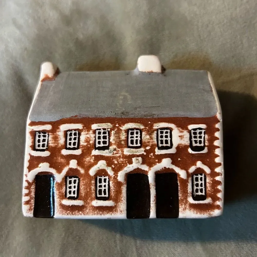 Mudlen End Studio #22 A Row of Cottages Two Up, Two Down